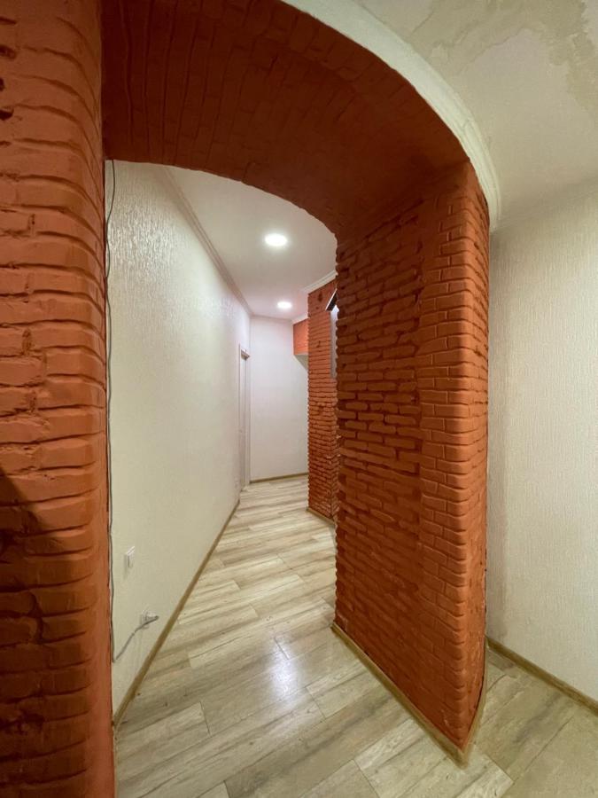 Aa Hotel Тбілісі Екстер'єр фото