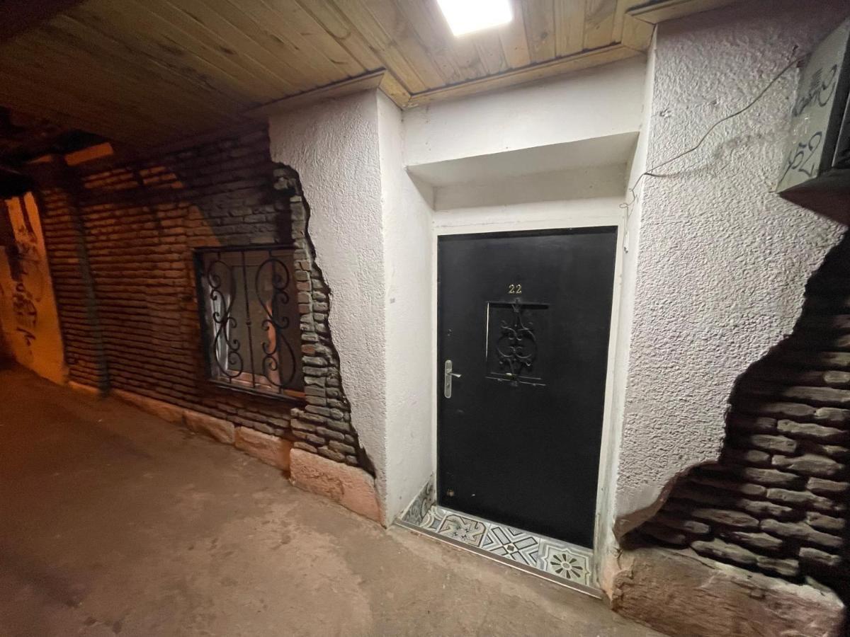 Aa Hotel Тбілісі Екстер'єр фото