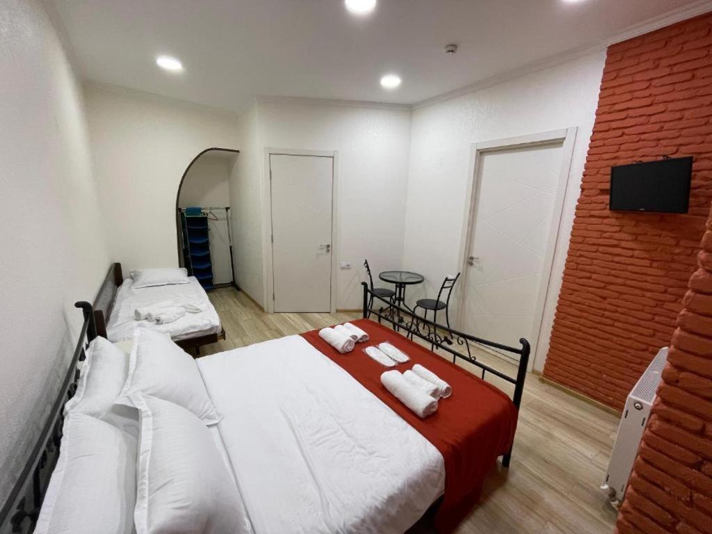 Aa Hotel Тбілісі Екстер'єр фото