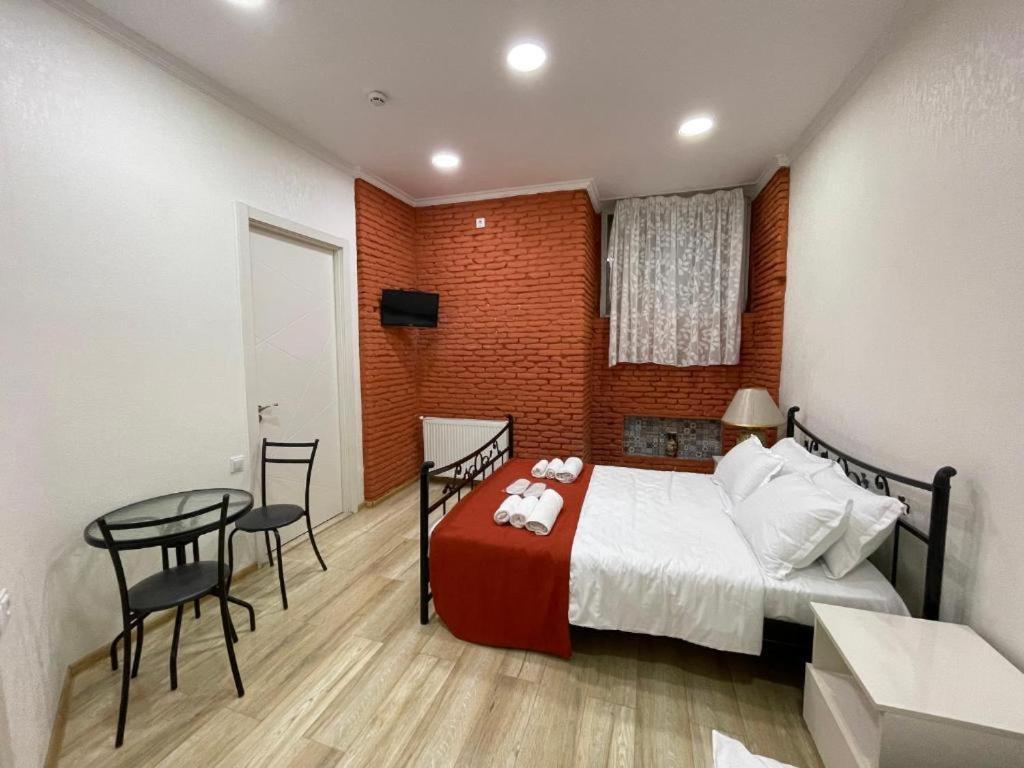 Aa Hotel Тбілісі Екстер'єр фото